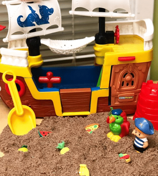 Let's Talk Speech and Language: Summer Sensory Bin: Kinetic Sand